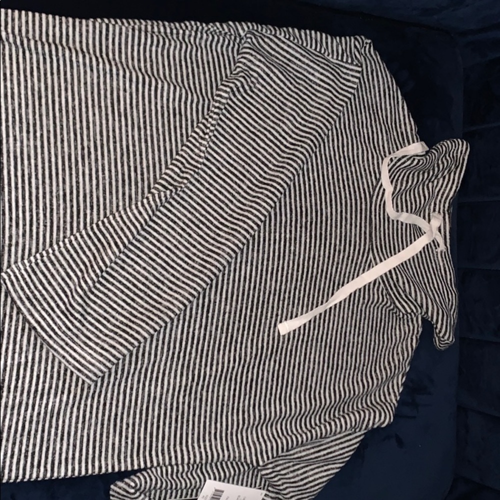 Sweater shirt stripped! Brand new